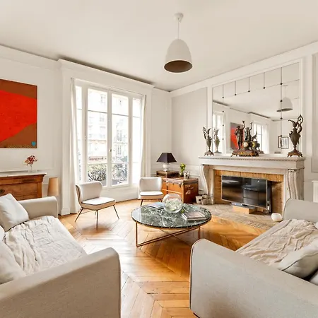 Apartment Ecole Militaire Paris